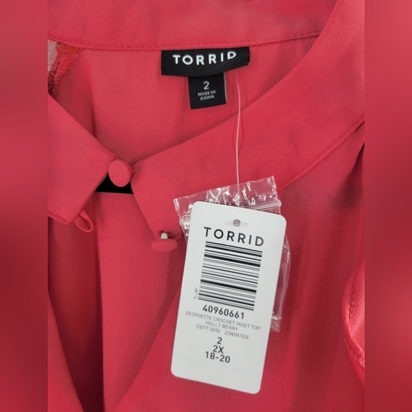 Torrid long sleeve lace insert ruffle blouse Size 2X - Picture 3 of 5
